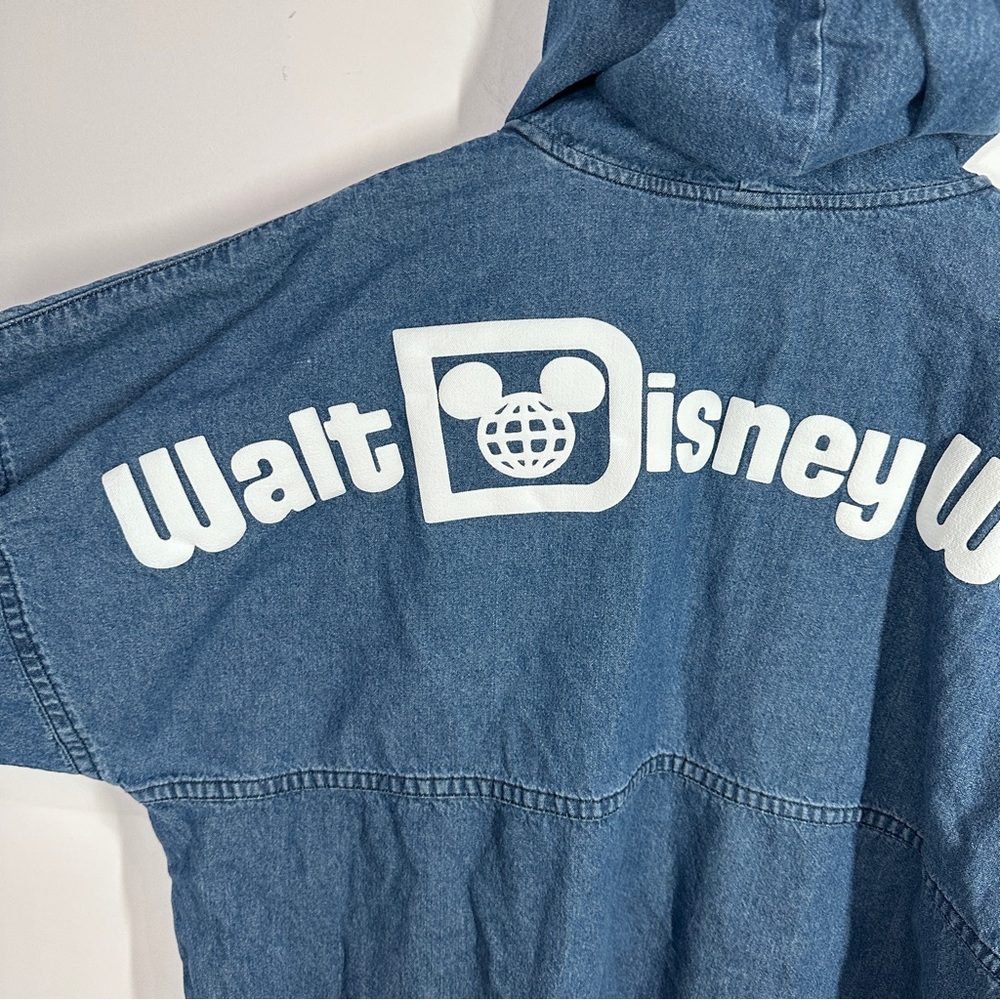 Walt Disney World Denim Spirit Jersey Pullover Size Large Blue Hooded Pocket - Picture 6 of 6